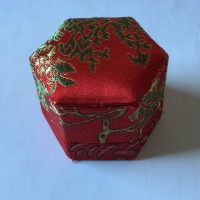 陕西六角药丸锦缎盒