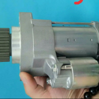宝马F15启动机 散热器 连杆 涨紧轮 氧传感器