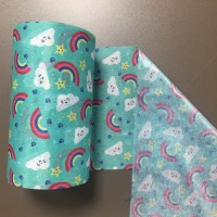 福建厂家供应云朵图案水刺无纺布   一次性口罩用布