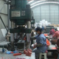 衡阳市Y半自动铁剂锰剂粉末成型液压机精工制作 私人订制