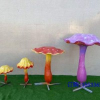 户外仿真蘑菇雕塑婚庆道具花园幼儿园装饰卡通森系公园小品大摆件