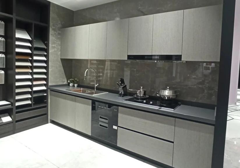 岩板橱柜定制,让您的厨房空间更出色