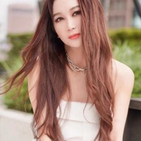 温碧霞IRENENA服装品牌夏季显瘦白色露肩抹胸高腰连体裤