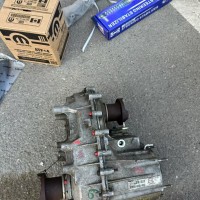 牧马人分动箱 半轴 差速器 轴承 传动轴 减震器 轴承