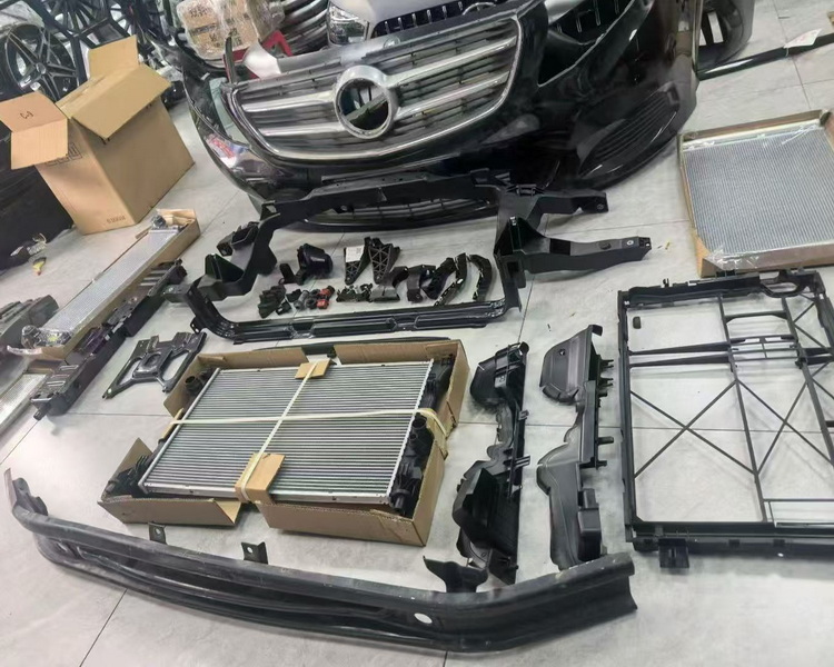 福建奔驰 V级 V260 威霆W447前嘴 防撞梁