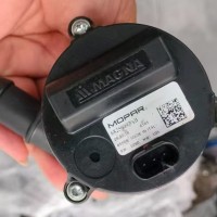 大指挥官K8 指南者M4 自由光2.0T电子水泵